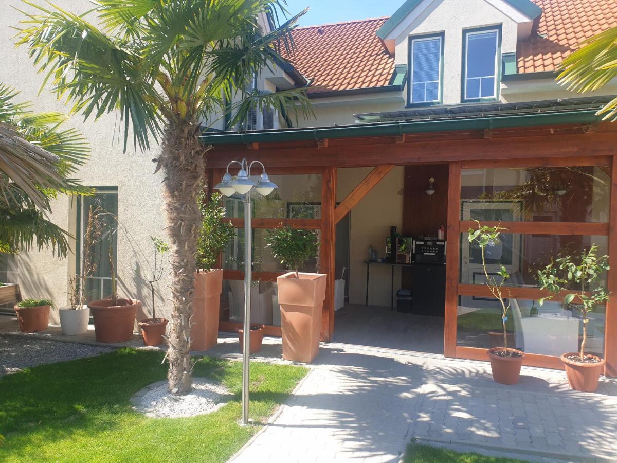 Ferienhaus Апетлон Экстерьер фото
